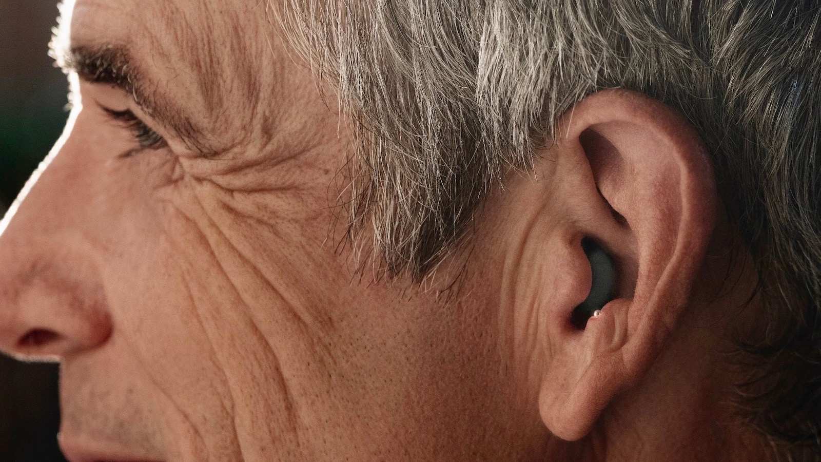 Hearing Aid Side Effects Explained, Facts and Fiction.